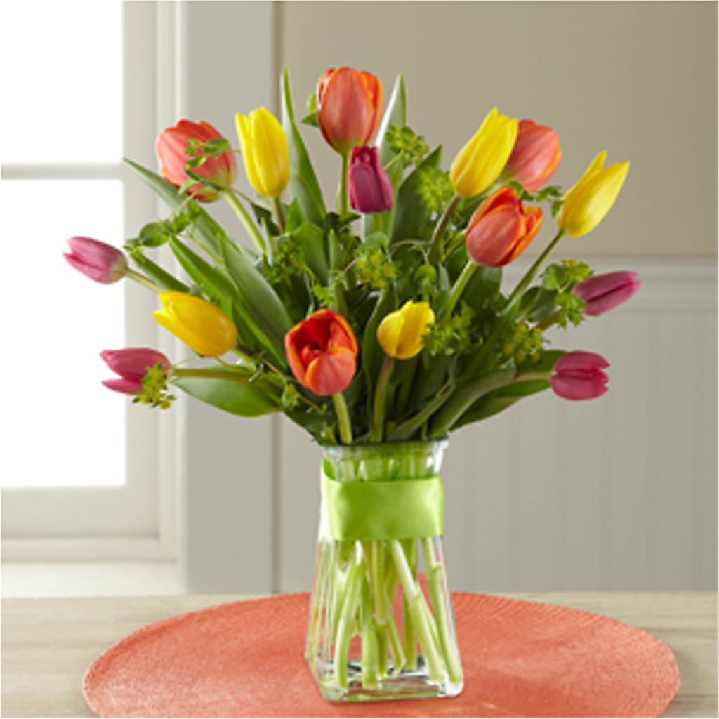 Sunlit Treasures Bouquet – Distinctive Design Studio Llc, Ham Lake MN