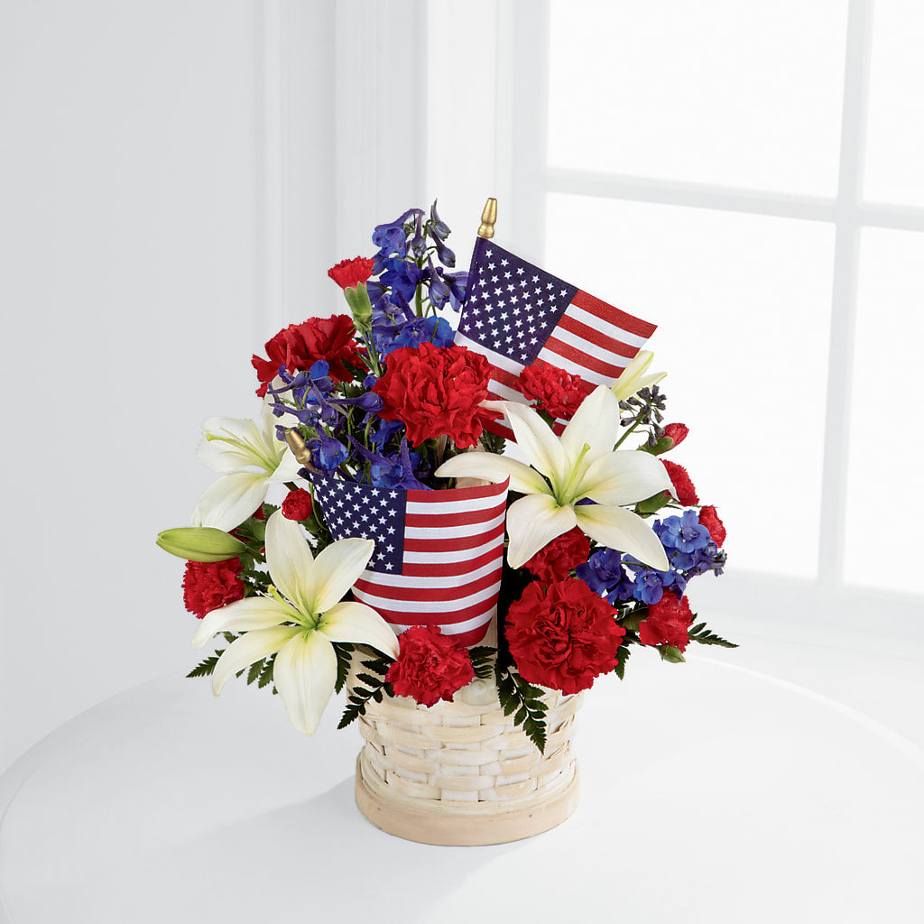 American Glory Bouquet – Distinctive Design Studio Llc, Ham Lake MN