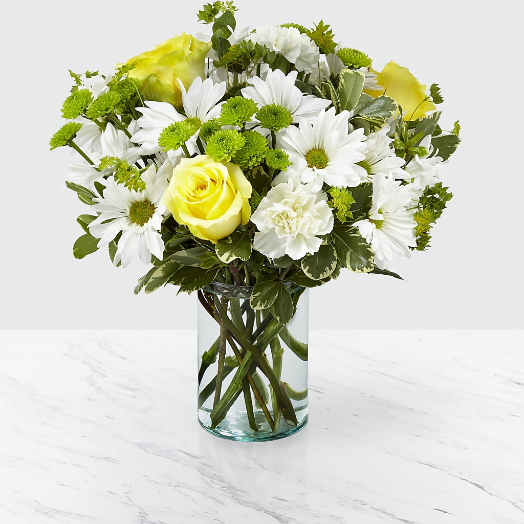Happy Day Bouquet – Distinctive Design Studio Llc, Ham Lake MN