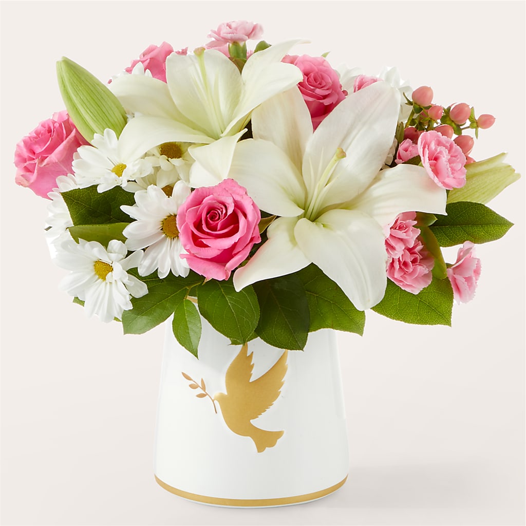 Whispers of Comfort Bouquet – Distinctive Design Studio Llc, Ham Lake MN
