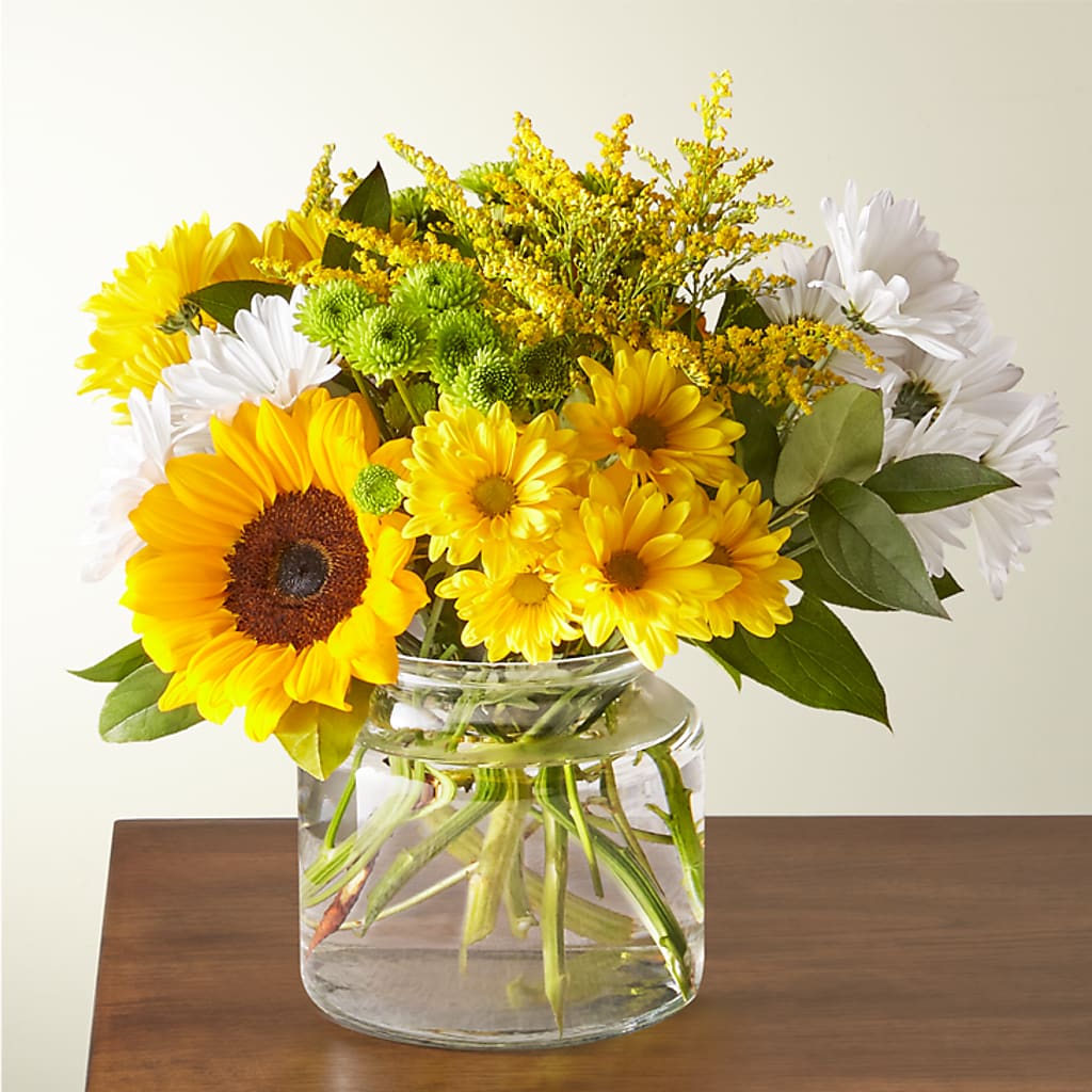 Hello Sunshine Bouquet – Distinctive Design Studio Llc, Ham Lake MN