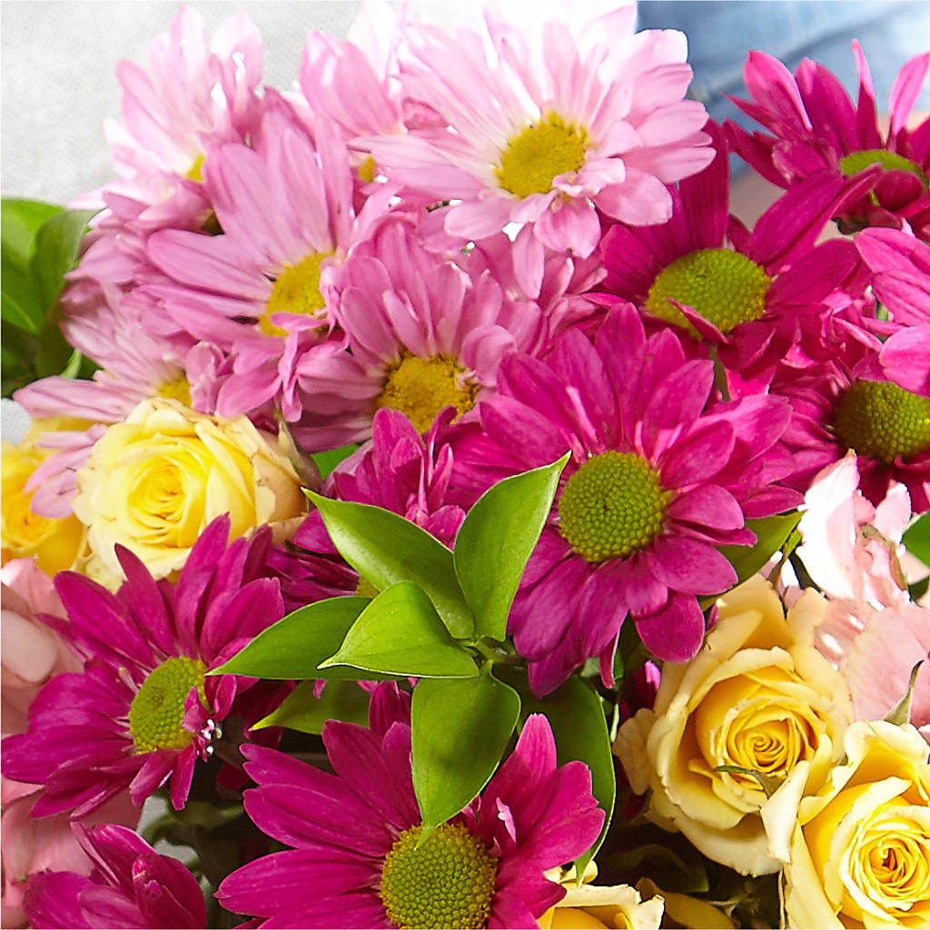 Florist Original Mixed Bouquet – Distinctive Design Studio Llc, Ham Lake MN