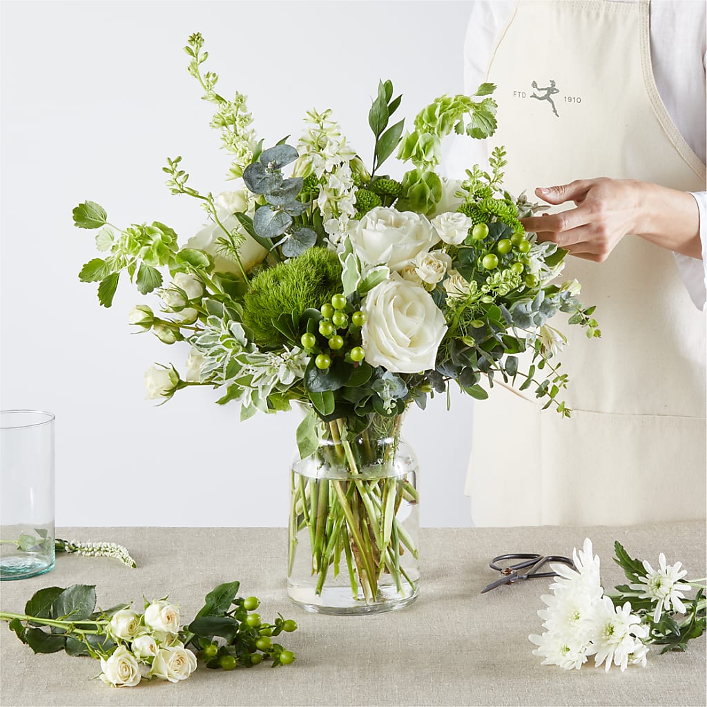 Irish Garden - A Florist Original – Distinctive Design Studio Llc, Ham Lake MN