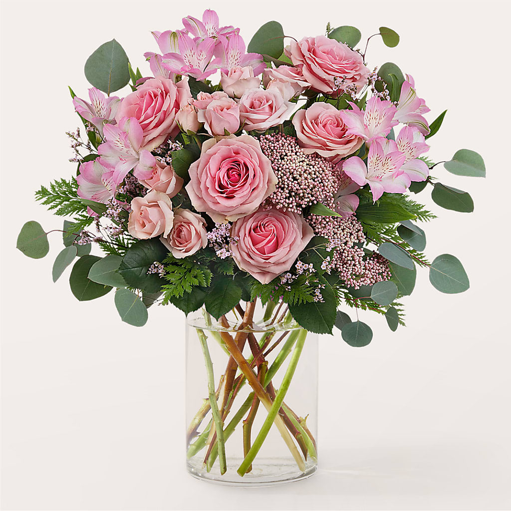 Sweetheart Bouquet – Distinctive Design Studio Llc, Ham Lake MN