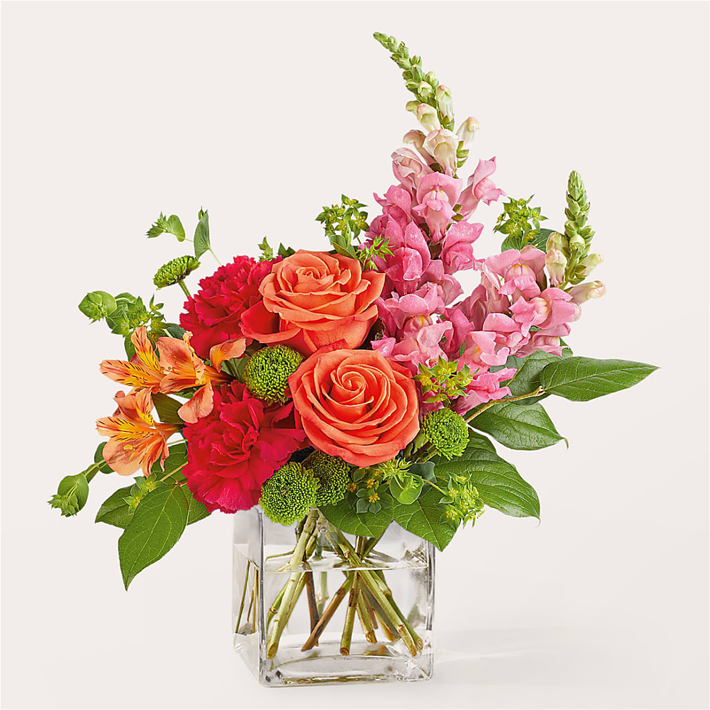Cosmopolitan Bouquet – Distinctive Design Studio Llc, Ham Lake MN