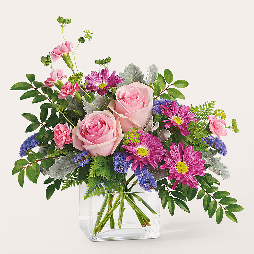 Starlet Bouquet – Distinctive Design Studio Llc, Ham Lake MN