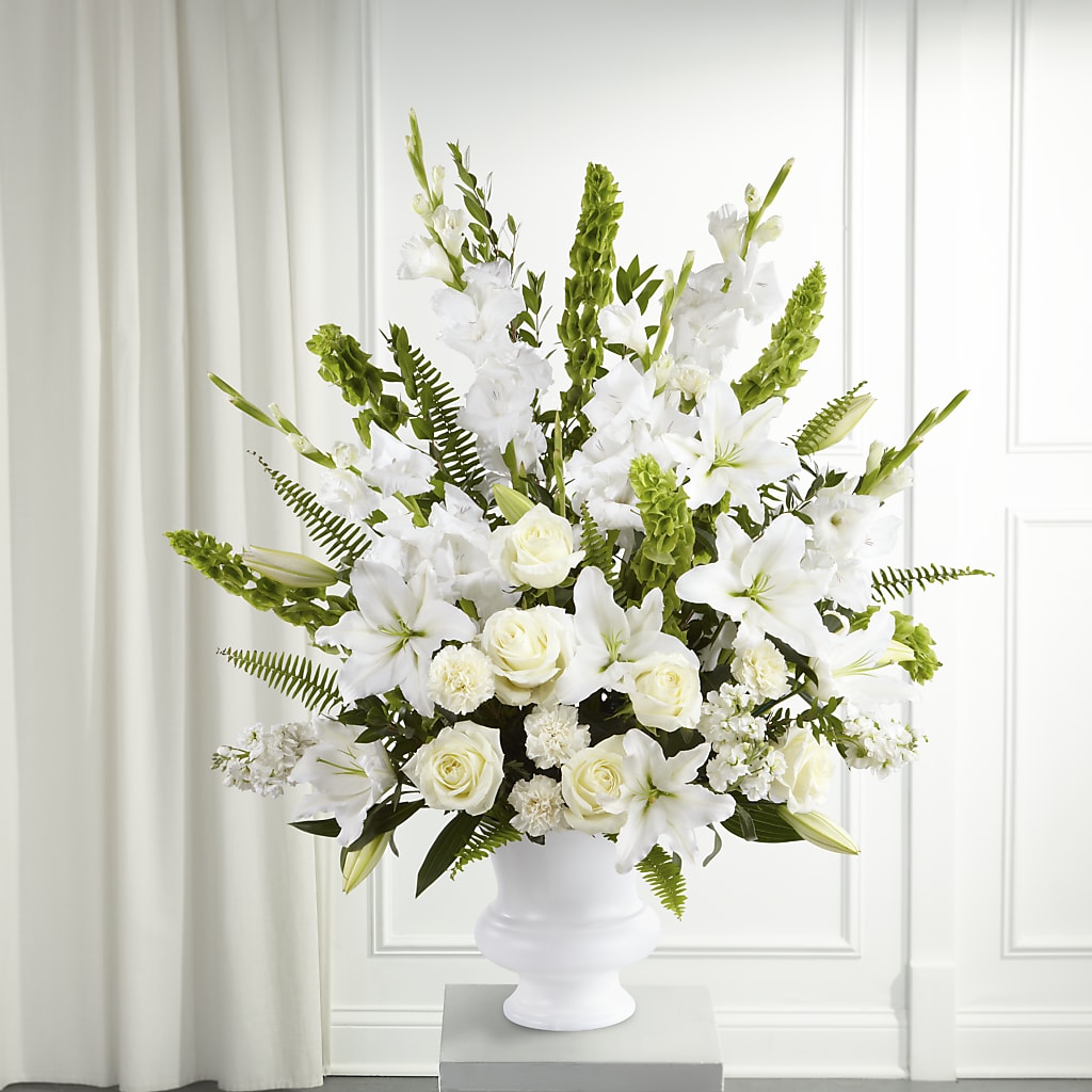 Morning Stars Arrangement – Distinctive Design Studio Llc, Ham Lake MN