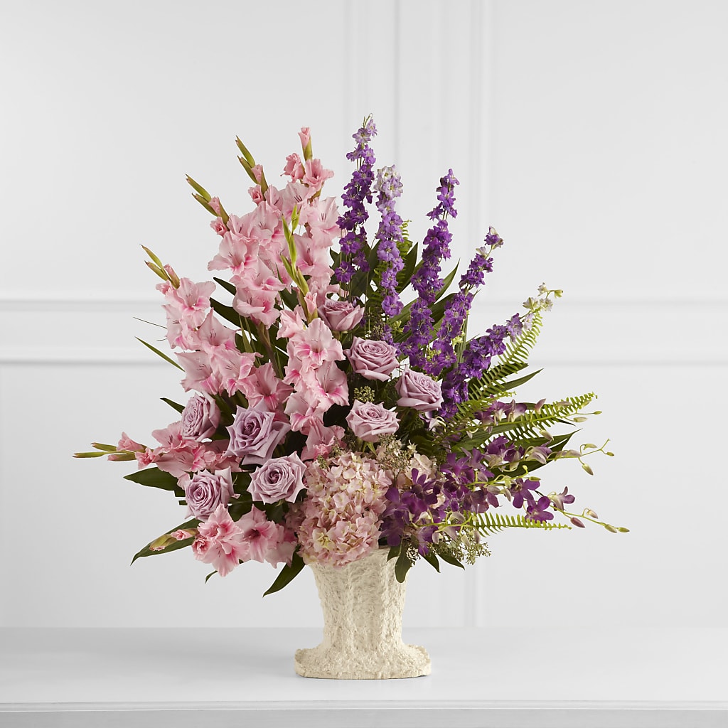 Flowing Garden Arrangement – Distinctive Design Studio Llc, Ham Lake MN