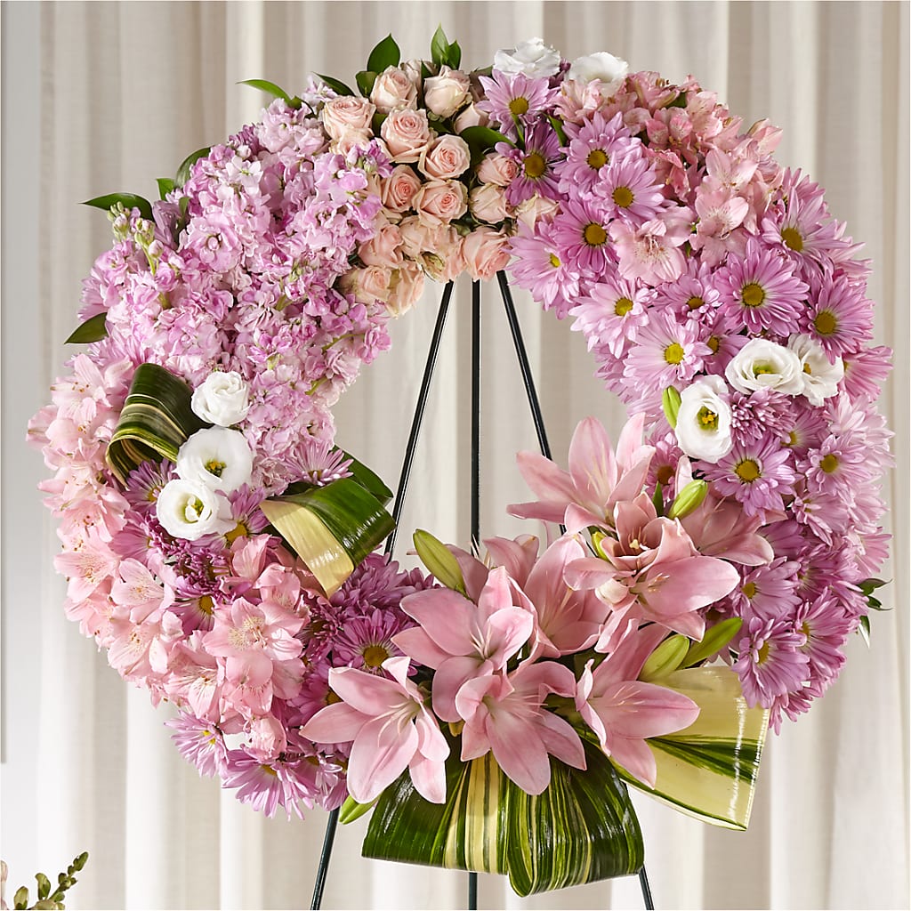Gift of Warmth Wreath – Distinctive Design Studio Llc, Ham Lake MN