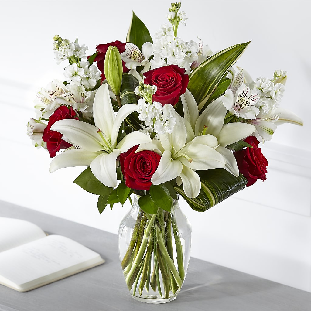Loving Respect Bouquet – Distinctive Design Studio Llc, Ham Lake MN