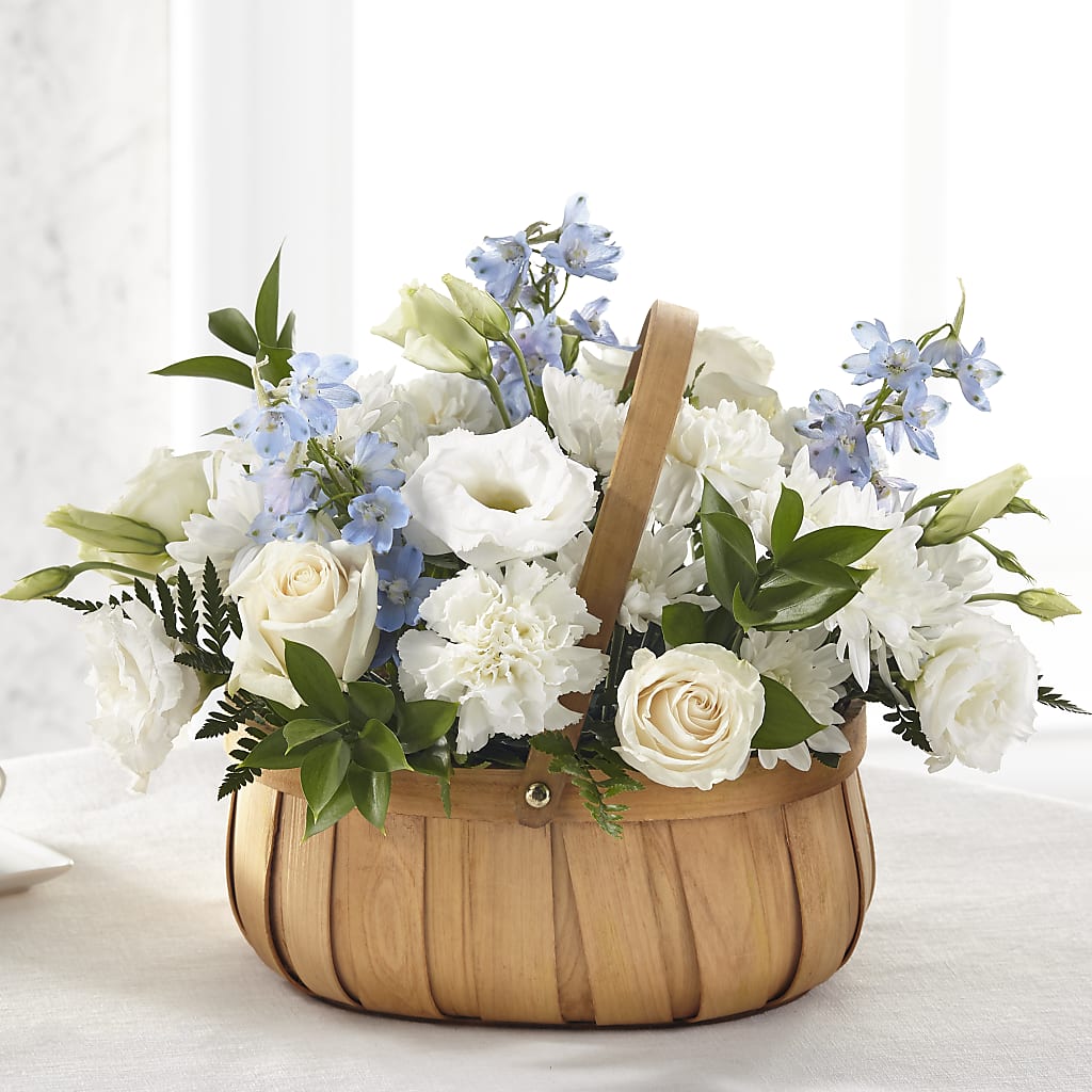 Sincerely Heartfelt Basket – Distinctive Design Studio Llc, Ham Lake MN