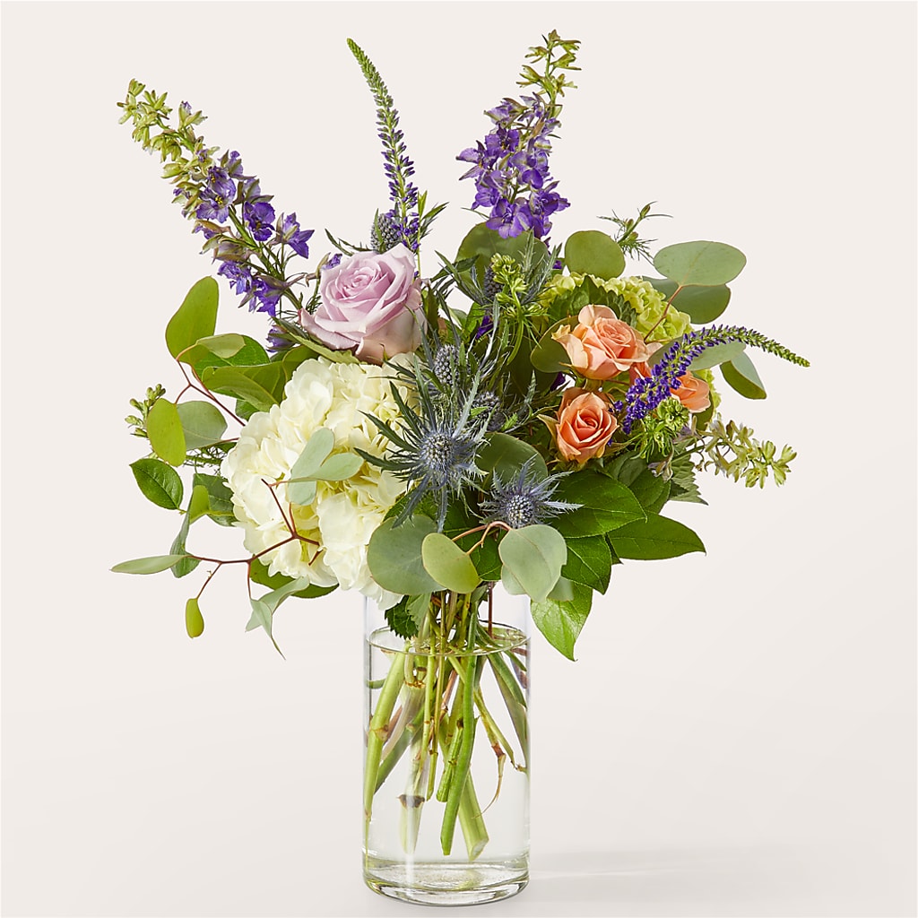 Appealing Aura Bouquet – Distinctive Design Studio Llc, Ham Lake MN