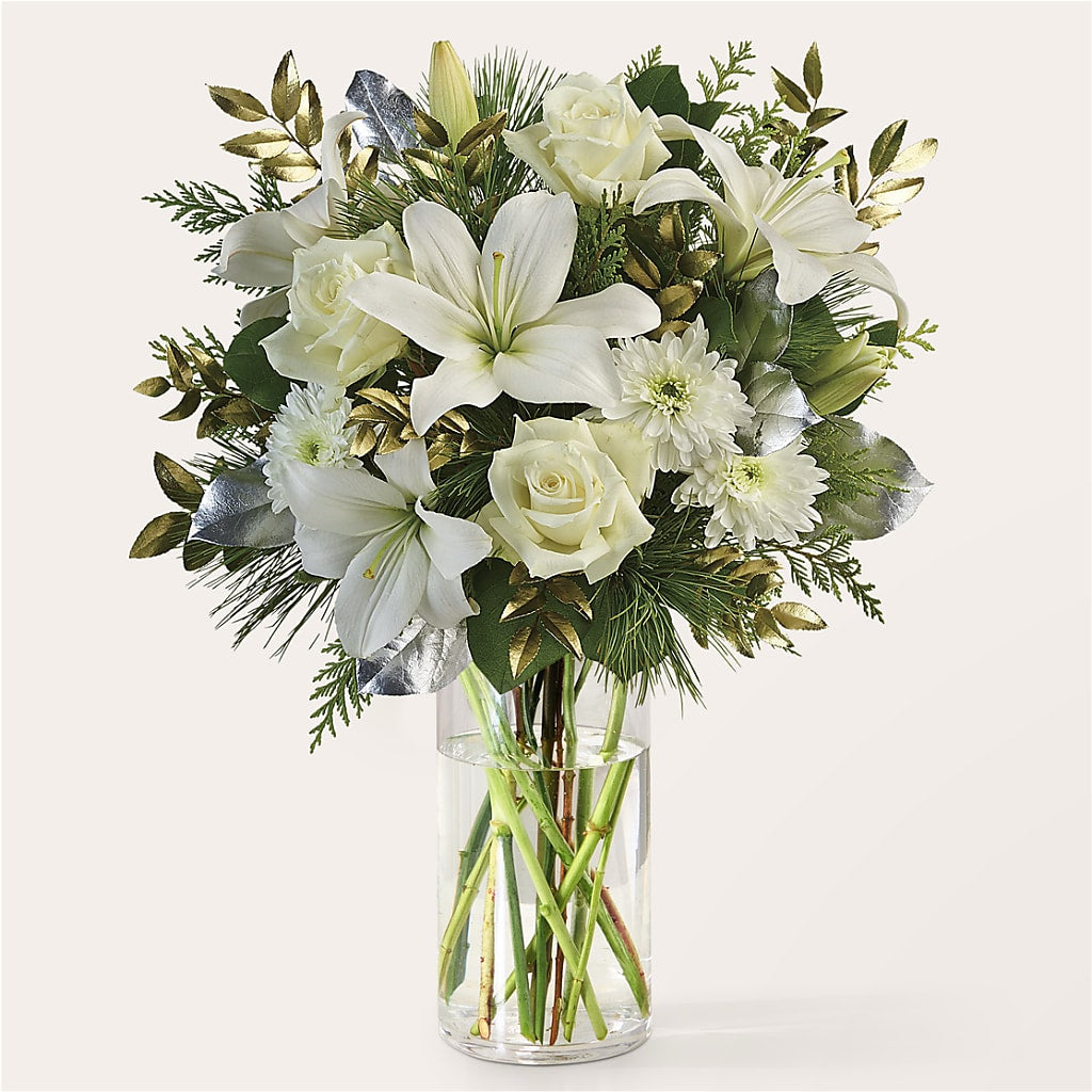 Wintry Mix Bouquet – Distinctive Design Studio Llc, Ham Lake MN
