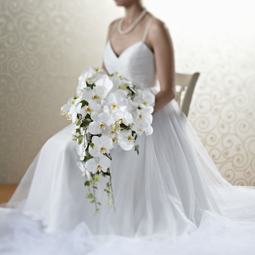 Classic White Bouquet – Distinctive Design Studio Llc, Ham Lake MN