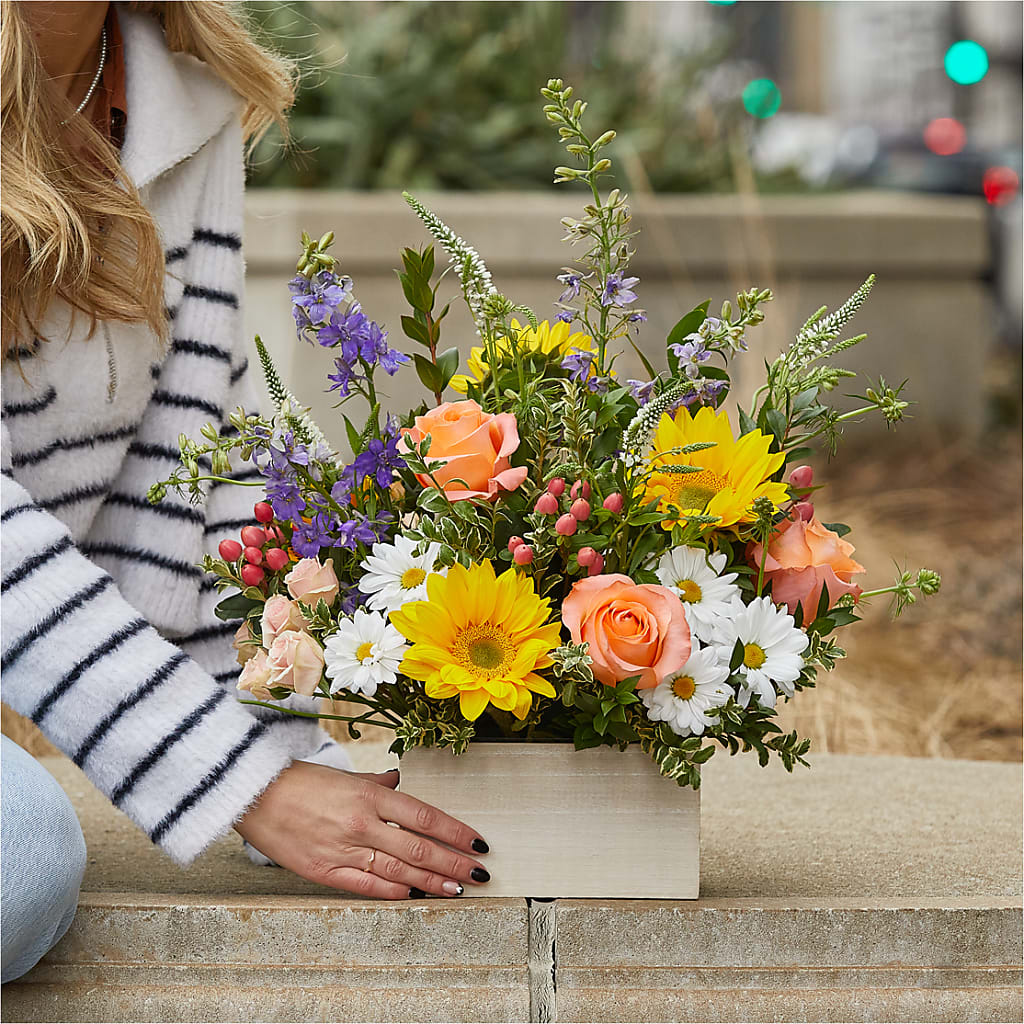 The Good Life Bouquet –  Distinctive Design Studio Llc, Ham Lake MN