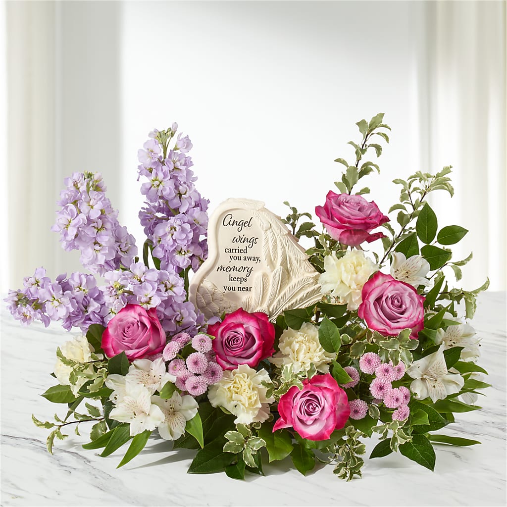 In My Heart Arrangement –  Distinctive Design Studio Llc, Ham Lake MN