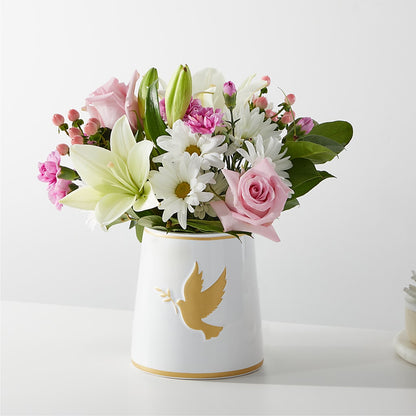 Meaningful Memories Bouquet –  Distinctive Design Studio Llc, Ham Lake MN