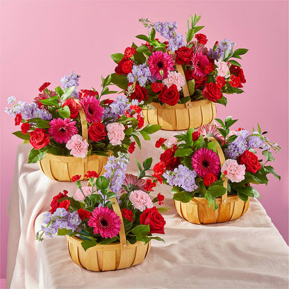 Pink Picnic Basket –  Distinctive Design Studio Llc, Ham Lake MN