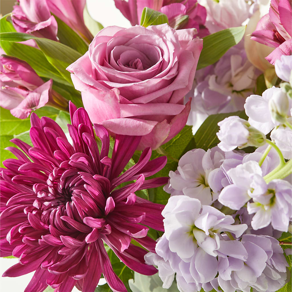 Amethyst Dreams Bouquet –  Distinctive Design Studio Llc, Ham Lake MN