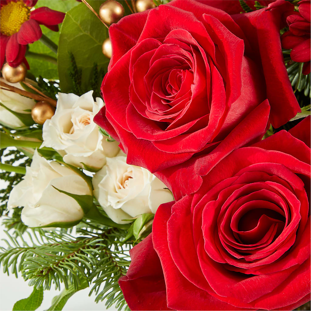 Believe Bouquet –  Distinctive Design Studio Llc, Ham Lake MN