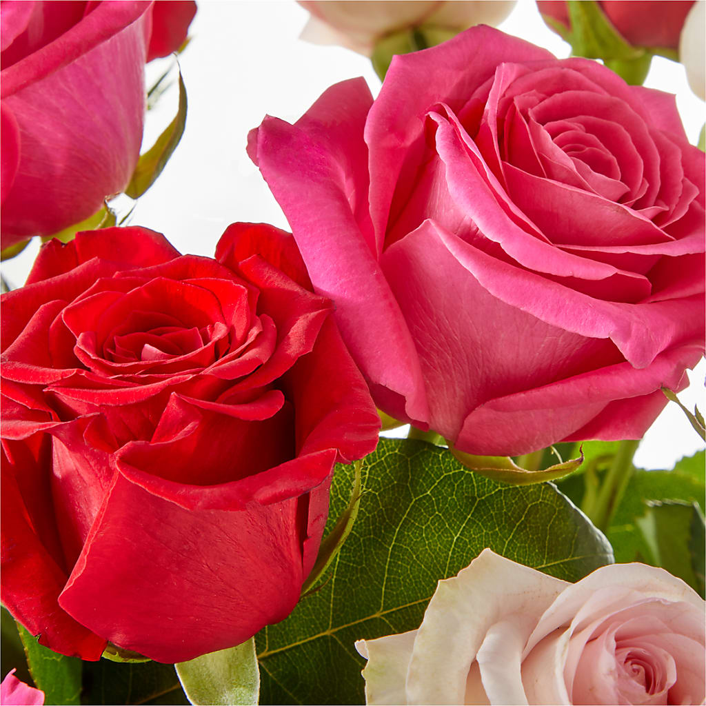 Charming Rose Bouquet –  Distinctive Design Studio Llc, Ham Lake MN