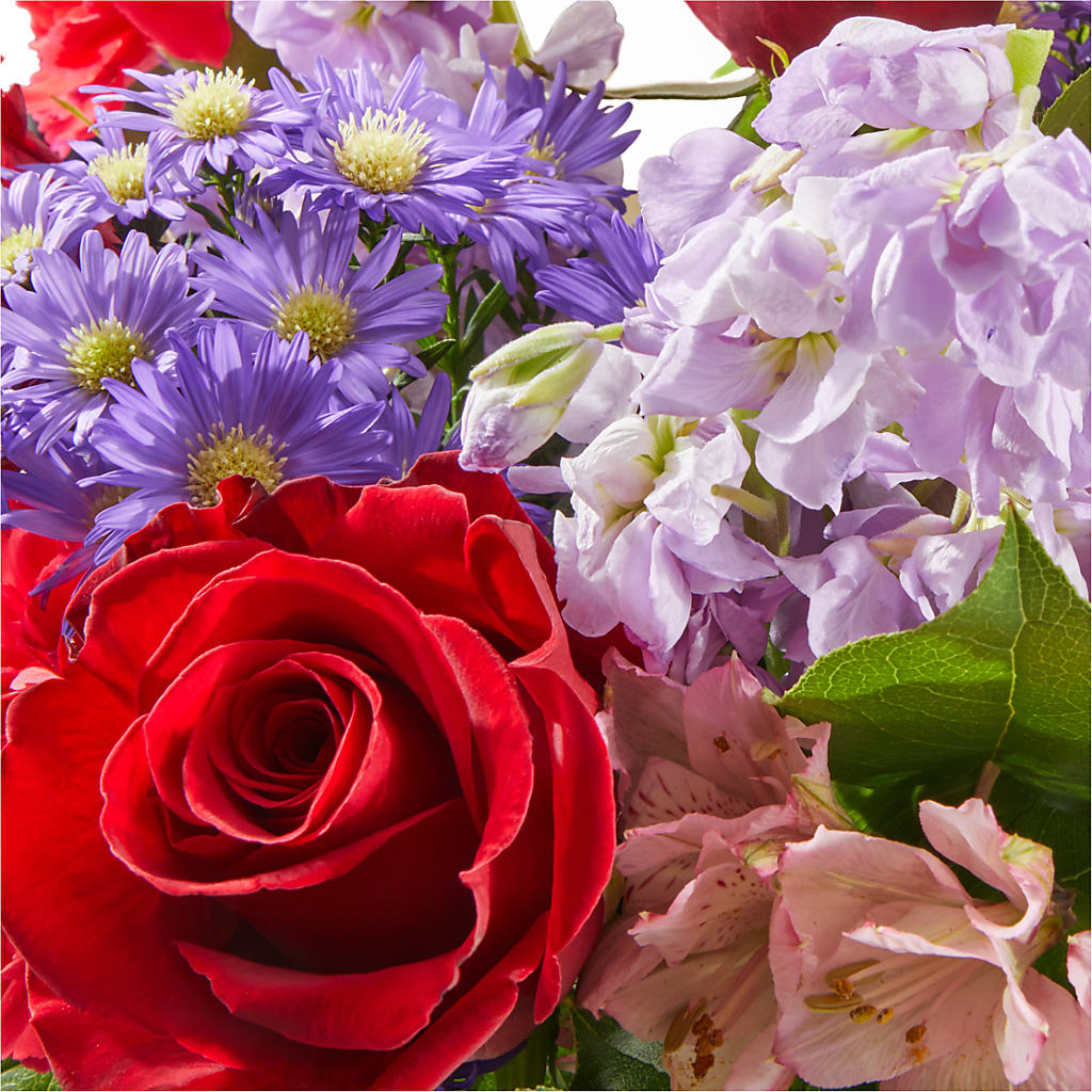 Your Majesty Bouquet –  Distinctive Design Studio Llc, Ham Lake MN