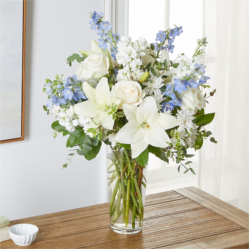 Peace of Mind Bouquet –  Distinctive Design Studio Llc, Ham Lake MN