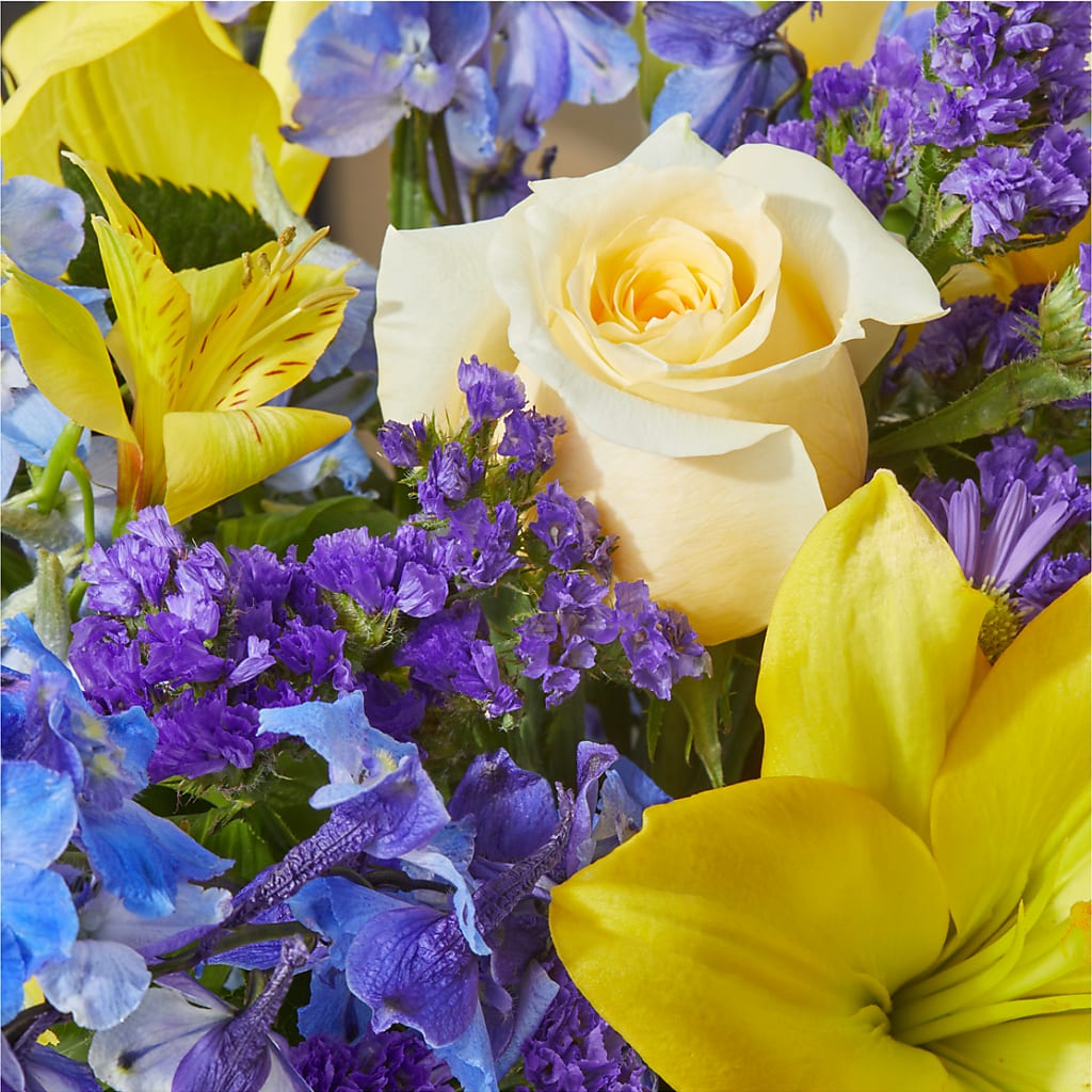 Limoncello Bouquet –  Distinctive Design Studio Llc, Ham Lake MN