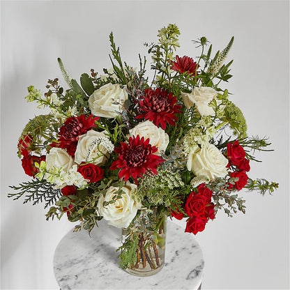 Favorite Traditions Bouquet –  Distinctive Design Studio Llc, Ham Lake MN