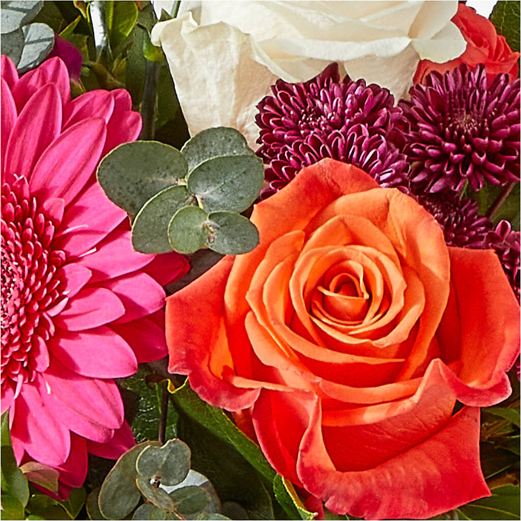 Smell the Roses Bouquet –  Distinctive Design Studio Llc, Ham Lake MN
