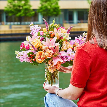Bisous Bouquet –  Distinctive Design Studio Llc, Ham Lake MN