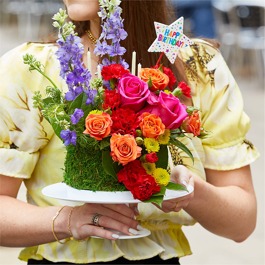 Best Year Yet Floral Cake –  Distinctive Design Studio Llc, Ham Lake MN