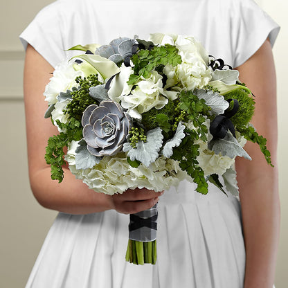 Sweet Innocence Bouquet –  Distinctive Design Studio Llc, Ham Lake MN