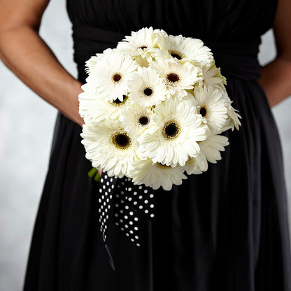 Daisy Delight Bouquet –  Distinctive Design Studio Llc, Ham Lake MN