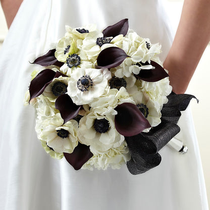 To Have and To Hold Bouquet –  Distinctive Design Studio Llc, Ham Lake MN