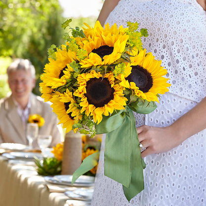 Free Spirit Bouquet –  Distinctive Design Studio Llc, Ham Lake MN