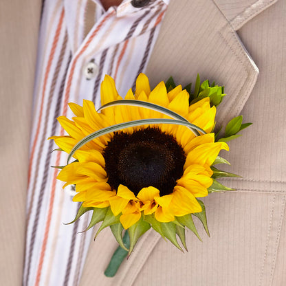 Free Spirit Boutonniere –  Distinctive Design Studio Llc, Ham Lake MN